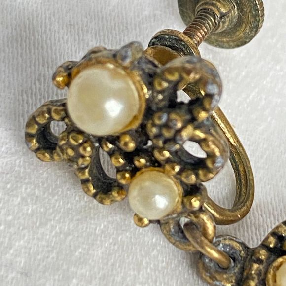 Ornate Dangle Drop Bronze Filagree Tiny Pearly Beads Central Green Stone - Picture 7 of 9